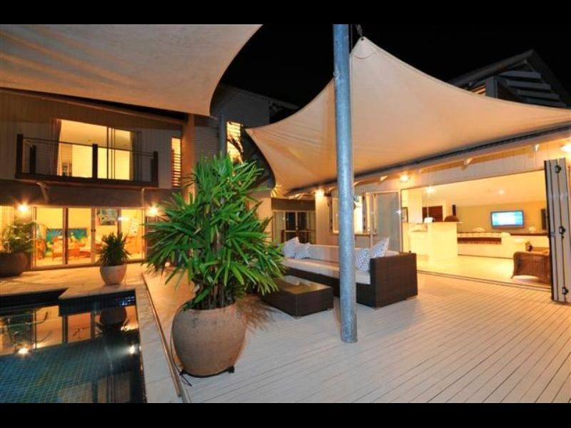 27/7 Tari Place, Trinity Beach QLD 4879
