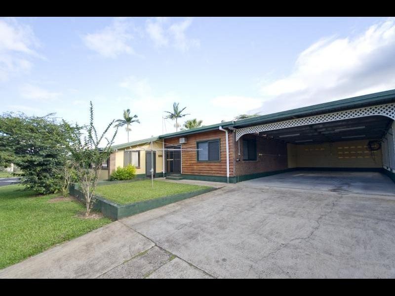 25  Angela Street, Woree QLD 4868