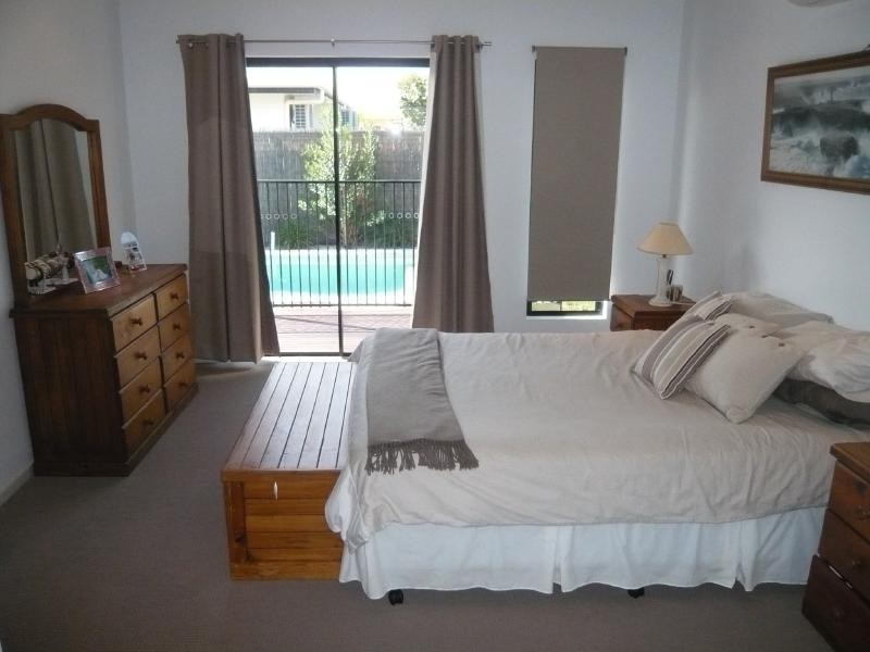 4 Quartzborough Prm, Trinity Park QLD 4879