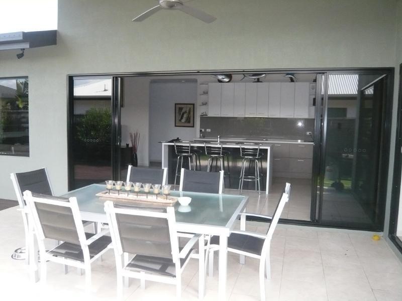 4 Quartzborough Prm, Trinity Park QLD 4879