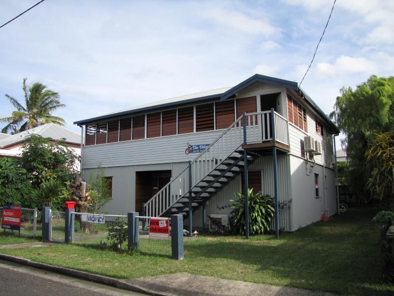 8 Terminus Street, Parramatta Park QLD 4870