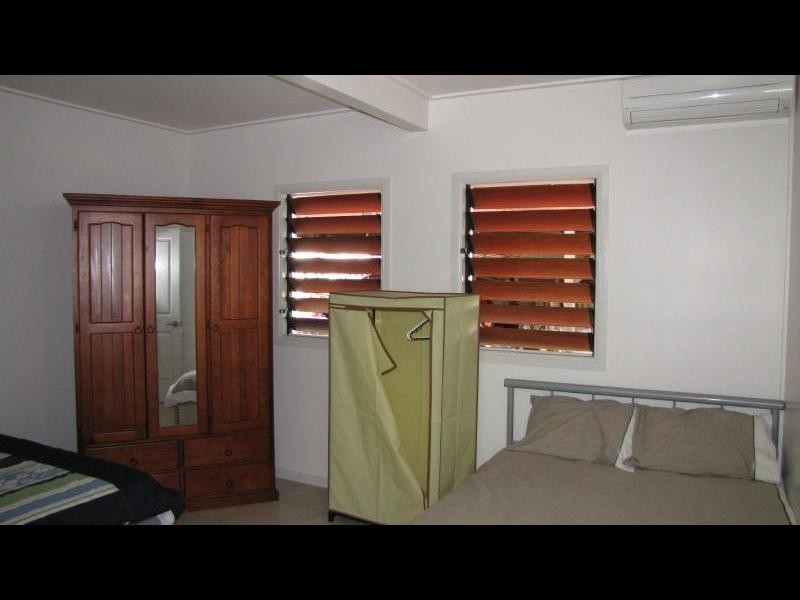 8 Terminus Street, Parramatta Park QLD 4870