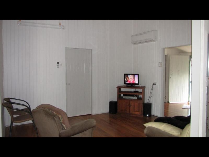 8 Terminus Street, Parramatta Park QLD 4870