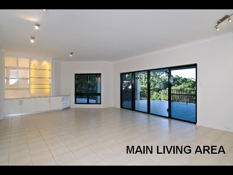 3 Richmond Court, Mooroobool QLD 4870