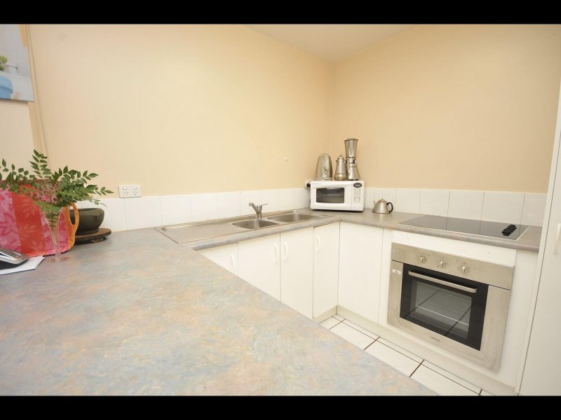 13/40 Springfield Crescent, Manoora QLD 4870