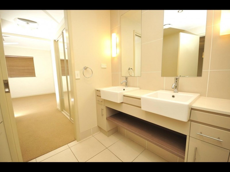 427/12 Gregory Street, Westcourt QLD 4870