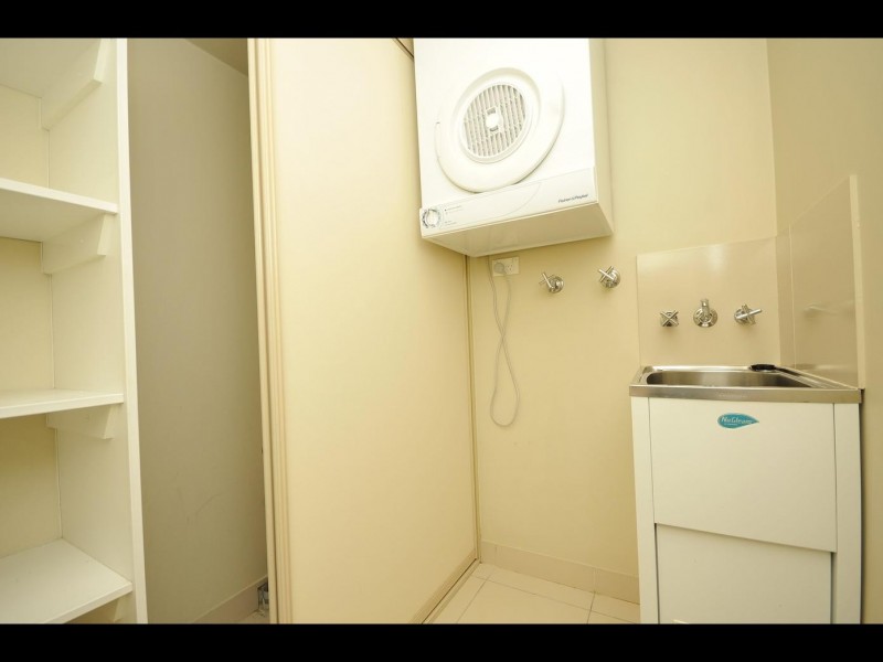 427/12 Gregory Street, Westcourt QLD 4870