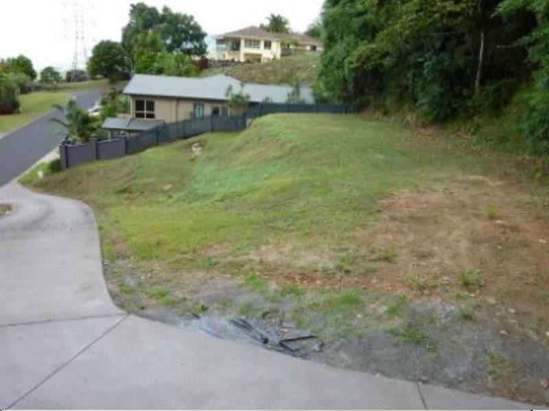 20 Oceanview Place, Mooroobool QLD 4870
