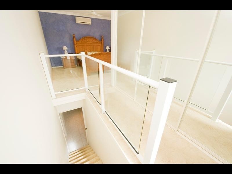 38 Bassett Street, Kanimbla QLD 4870