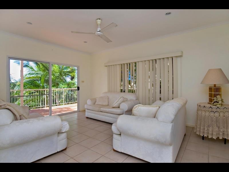 30/7 Tari Place, Trinity Beach QLD 4879
