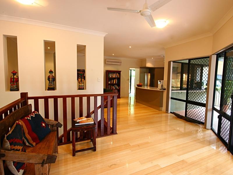 6 Grace Close, Whitfield QLD 4870
