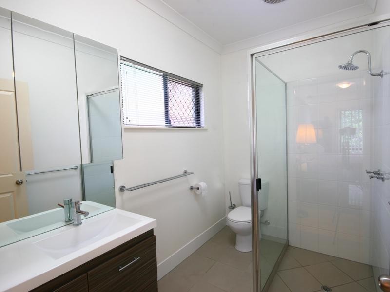 6 Grace Close, Whitfield QLD 4870