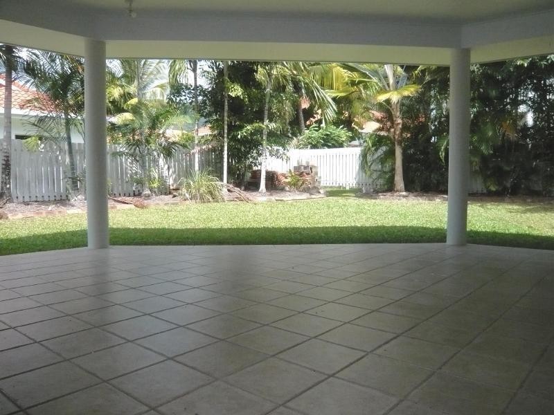 34 Hibiscus Avenue (Paradise Palms Dr), Kewarra Beach QLD 4879