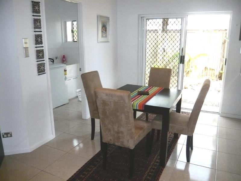 2/62 Veivers Road (1 Cowrie St), Palm Cove QLD 4879