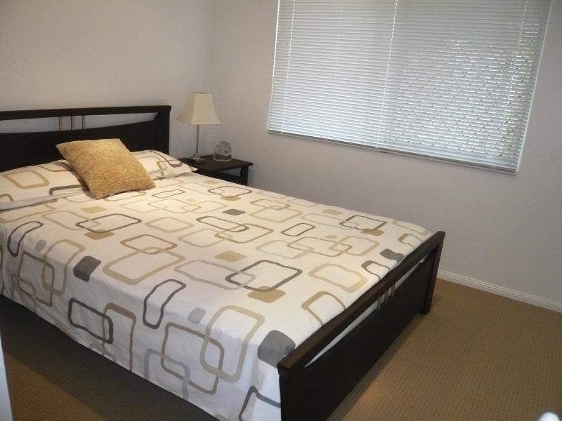 2/62 Veivers Road (1 Cowrie St), Palm Cove QLD 4879