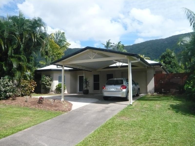 2/62 Veivers Road (1 Cowrie St), Palm Cove QLD 4879