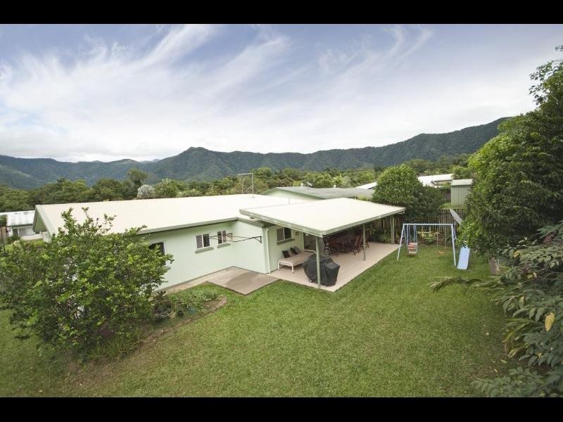 10 Templar Crescent, Bentley Park QLD 4869