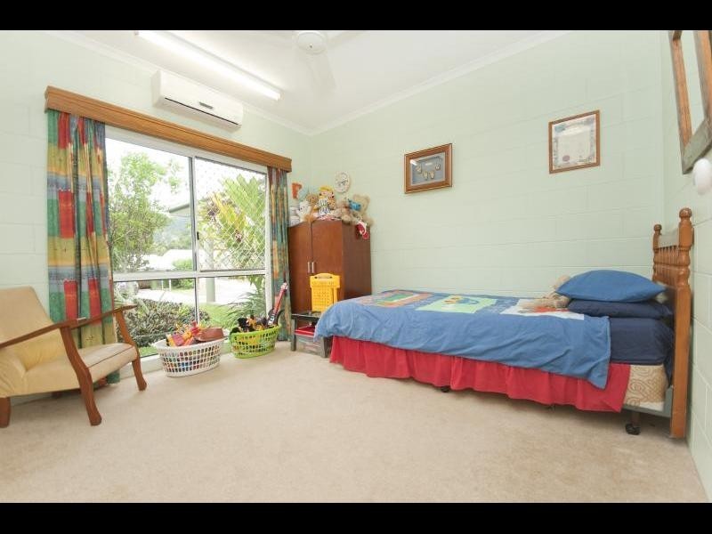 10 Templar Crescent, Bentley Park QLD 4869