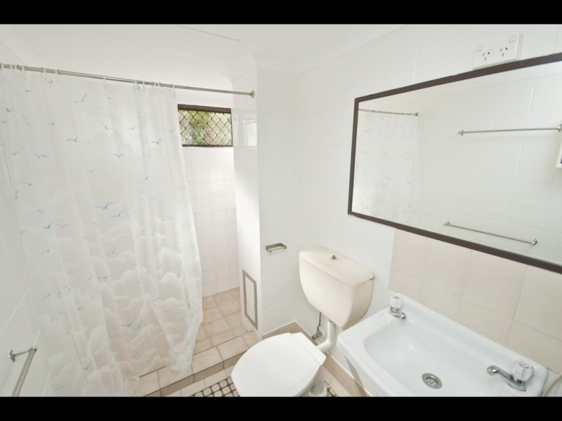 8/50 Woodward Street, Edge Hill QLD 4870