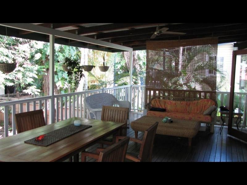 3 Cairns Street, Cairns North QLD 4870