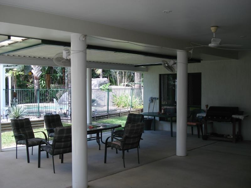 18 Dolphin Close, Kewarra Beach QLD 4879