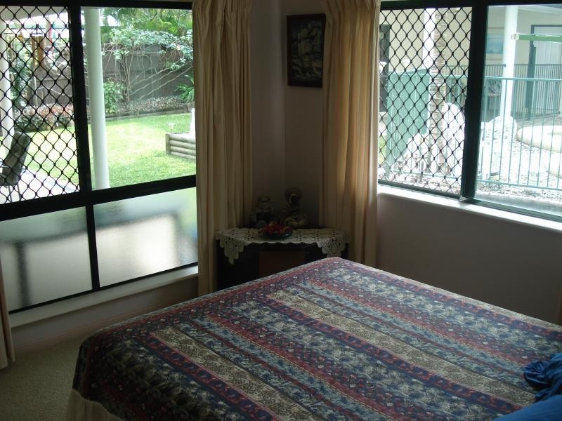 18 Dolphin Close, Kewarra Beach QLD 4879