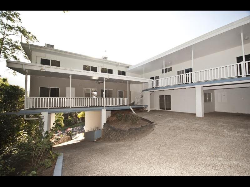 30 Latreille Terrace, Brinsmead QLD 4870