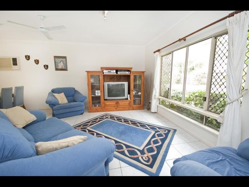 34 Dolphin Close, Kewarra Beach QLD 4879