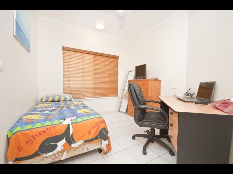 34 Dolphin Close, Kewarra Beach QLD 4879