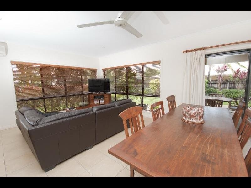 21 Taringa Street, Brinsmead QLD 4870