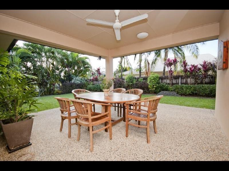 21 Taringa Street, Brinsmead QLD 4870