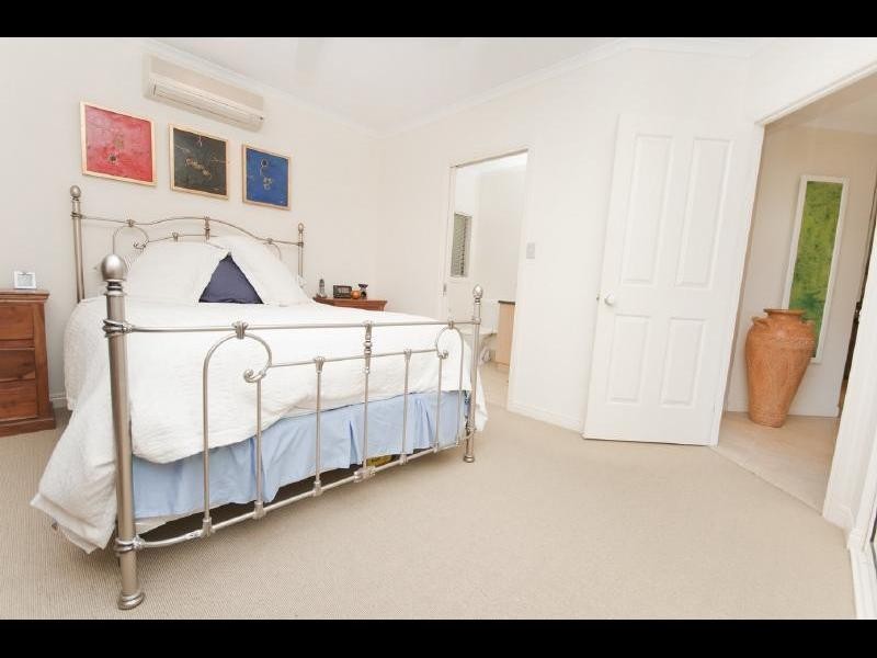 21 Taringa Street, Brinsmead QLD 4870