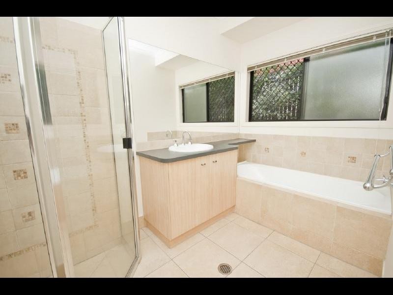 21 Taringa Street, Brinsmead QLD 4870