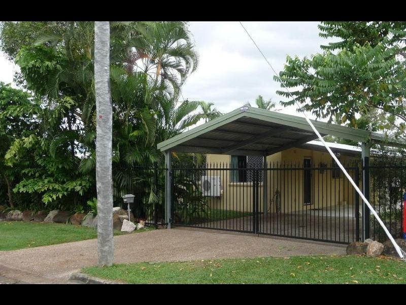 29 Purbeck Place, Edge Hill QLD 4870