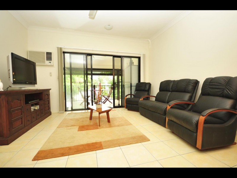 5/6 Short Street, Redlynch QLD 4870