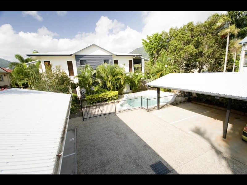 5/6 Short Street, Redlynch QLD 4870