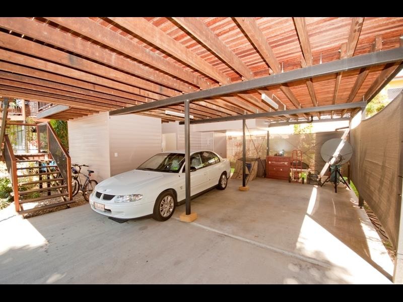 2/7 Tenni Street, Redlynch QLD 4870