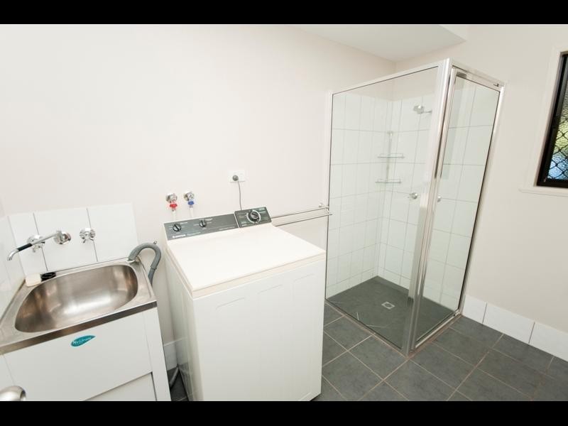 2/7 Tenni Street, Redlynch QLD 4870