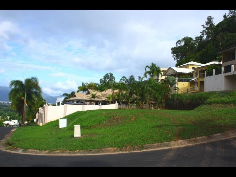 17 Rosemont Court, Mooroobool QLD 4870