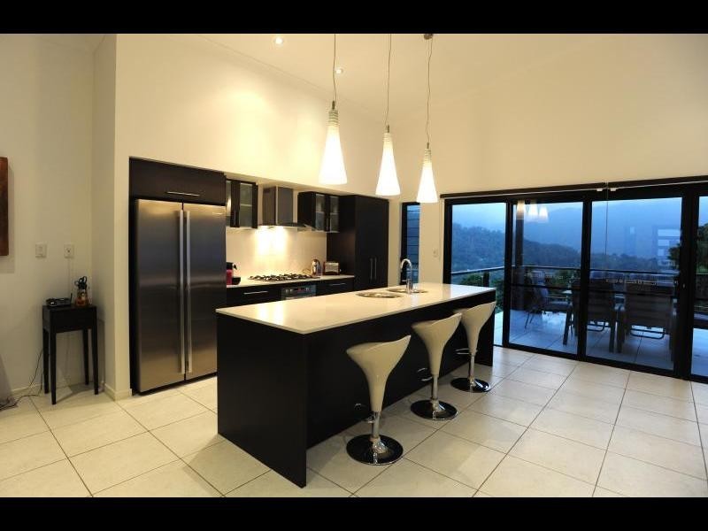 19 The Peak, Brinsmead QLD 4870