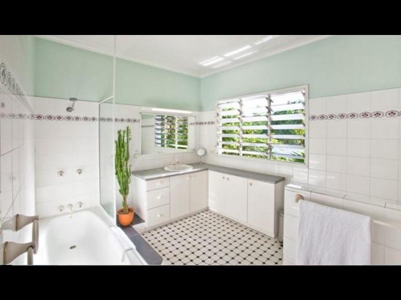 30 Dalrymple Street, Edge Hill QLD 4870