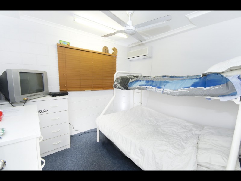 18 Pepperina Street, Mooroobool QLD 4870