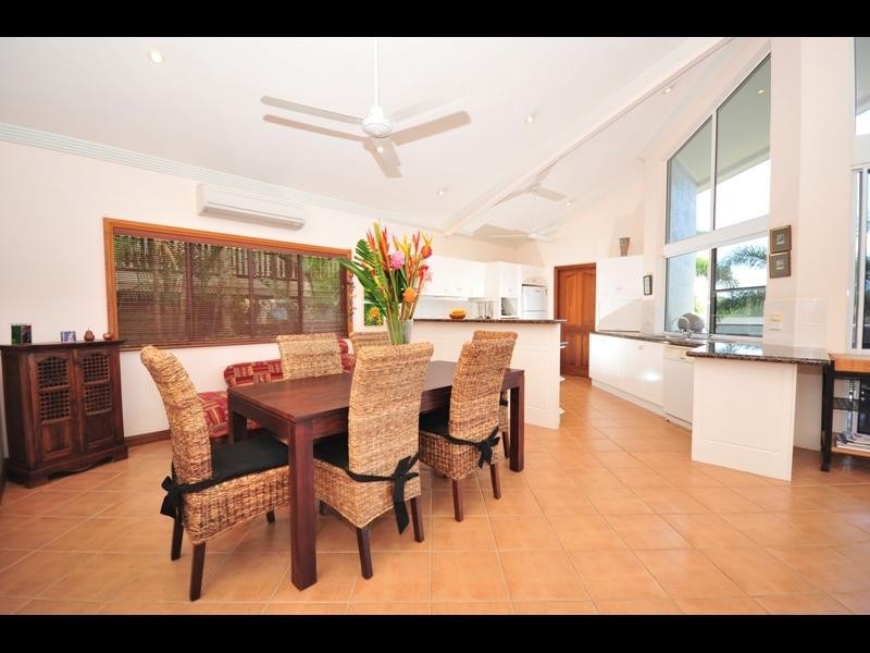 20 Rosemont Court, Mooroobool QLD 4870