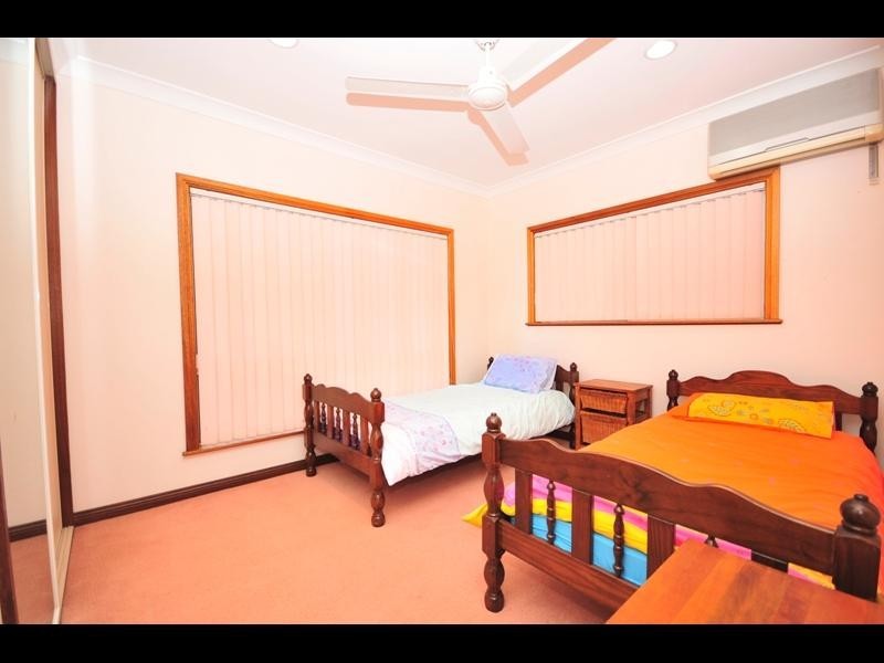 20 Rosemont Court, Mooroobool QLD 4870