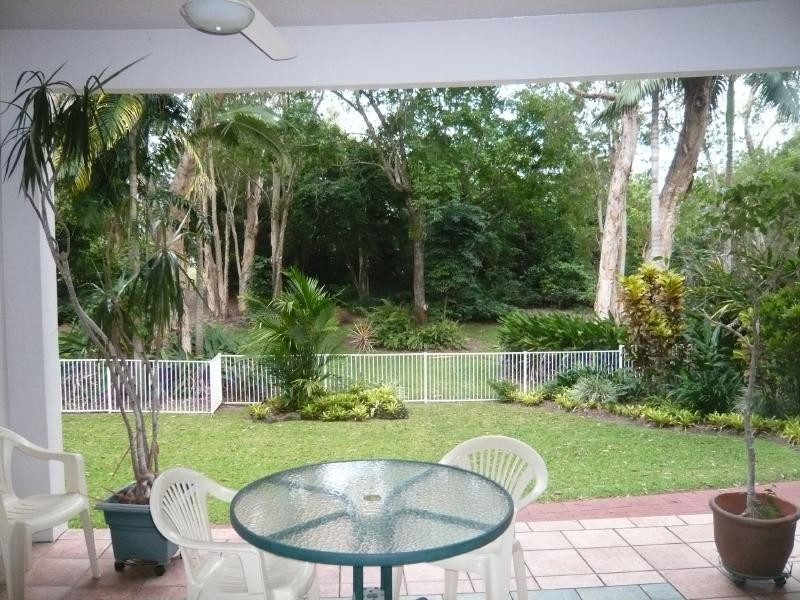 2/2 Deauville Close, Yorkeys Knob QLD 4878