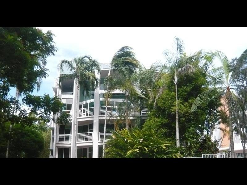 18/2 Deauville Close, Yorkeys Knob QLD 4878