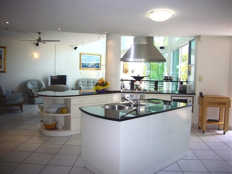 18/2 Deauville Close, Yorkeys Knob QLD 4878