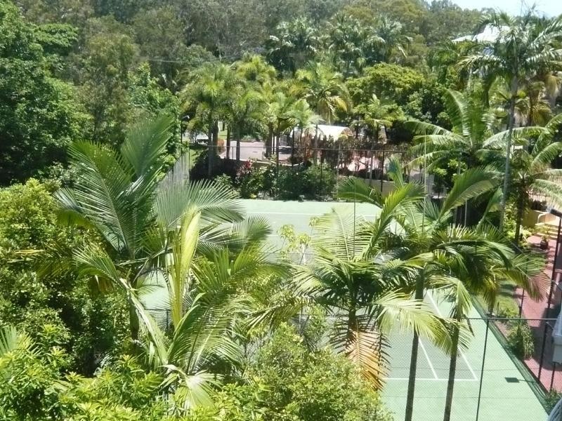 18/2 Deauville Close, Yorkeys Knob QLD 4878