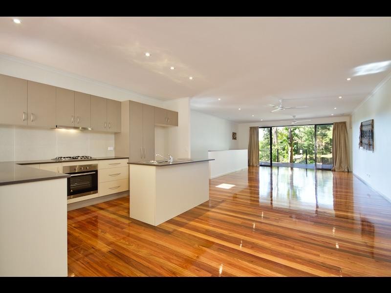 12 Palmer Rise, Brinsmead QLD 4870