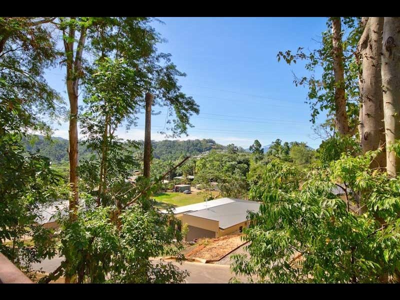 12 Palmer Rise, Brinsmead QLD 4870